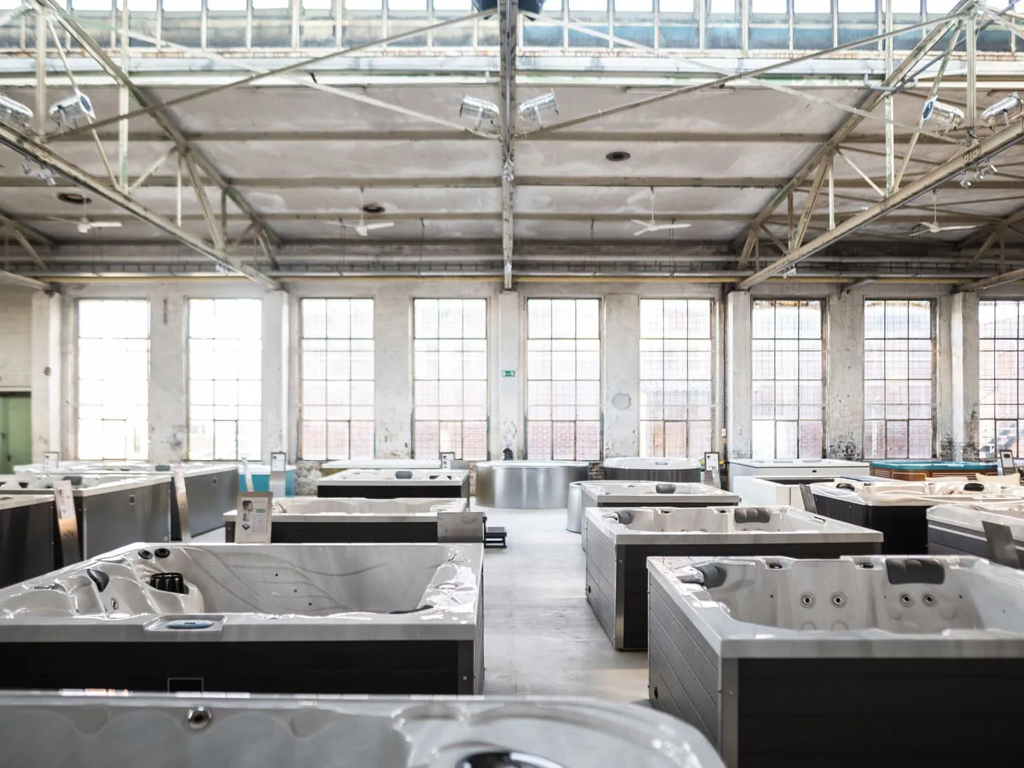 Whirlpool- und Swim-Spa-Ausstellung Spa Natural Hilden